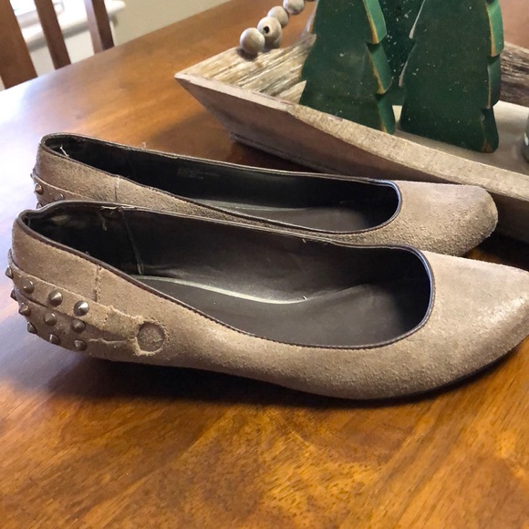 FERGIE leather studded flat - Picture 2 of 5